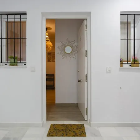 Apartment Catedral View By Cadiz4rentals *
